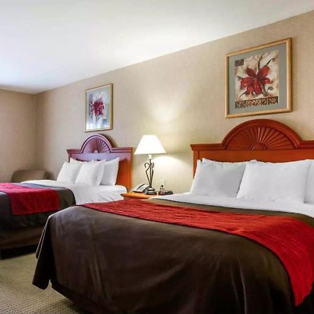 Akwesasne Mohawk Casino Resort And Players Inn Hotel -Formerly Comfort Inn And Suites Hogansburg Ny Buitenkant foto